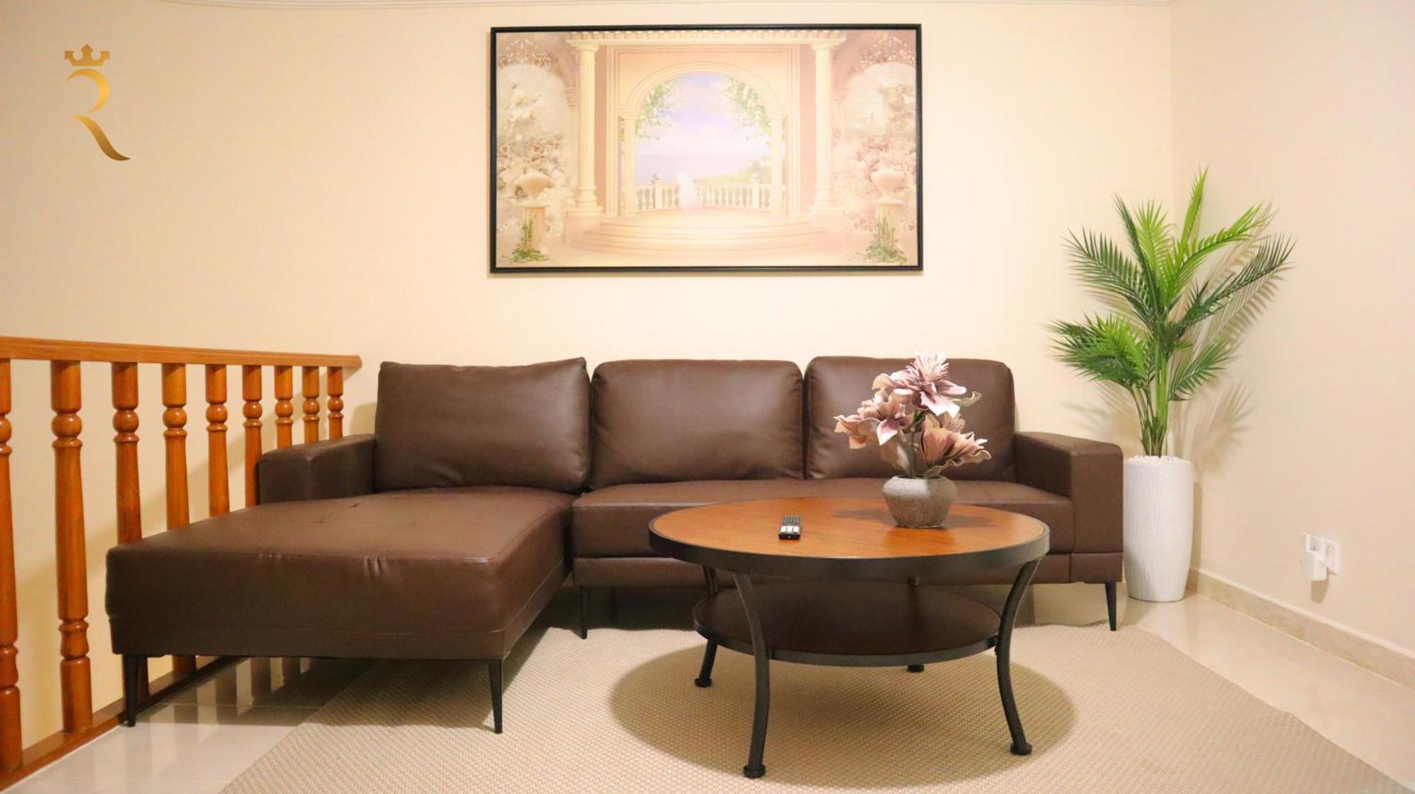 Sophisticated 3br On Raha Corniche Apartment
